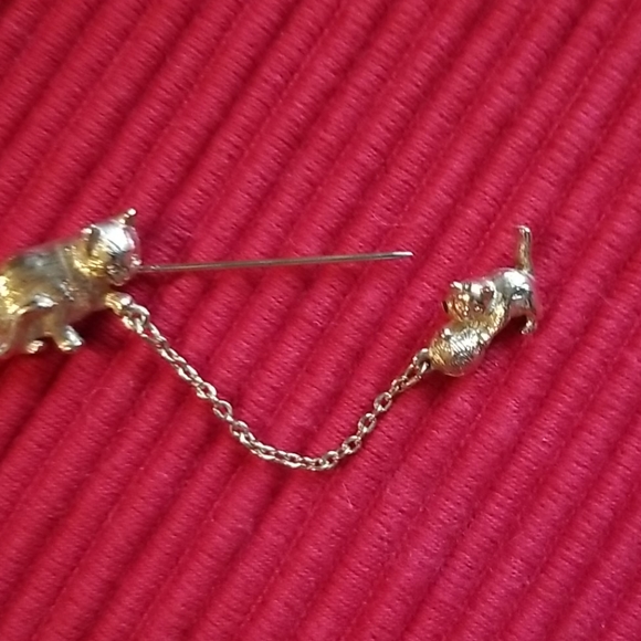 Pin - Picture 2 of 2